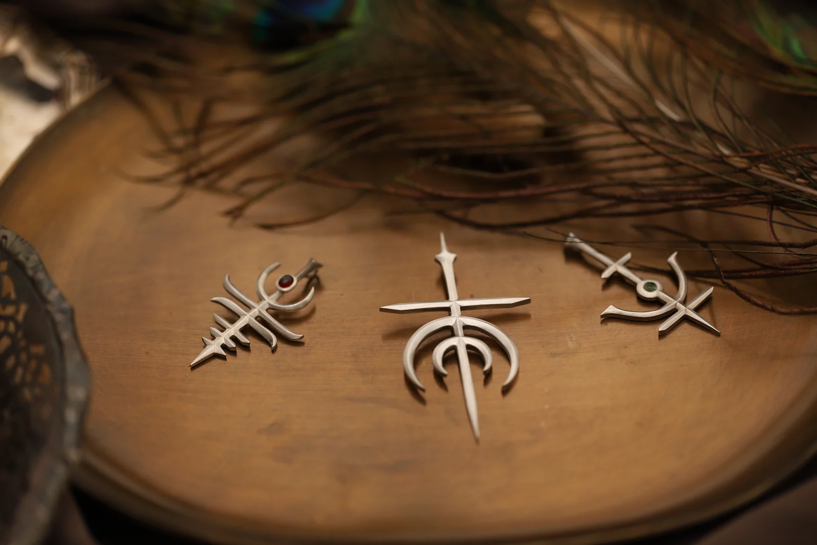 Atelier Divinum - Établi, outils et cire perdue